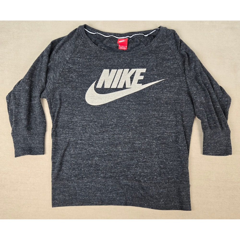 NIKE 545548-010 Women's Medium Dolman Sleeve Gray Logo Jump Scoop Neck Yoga